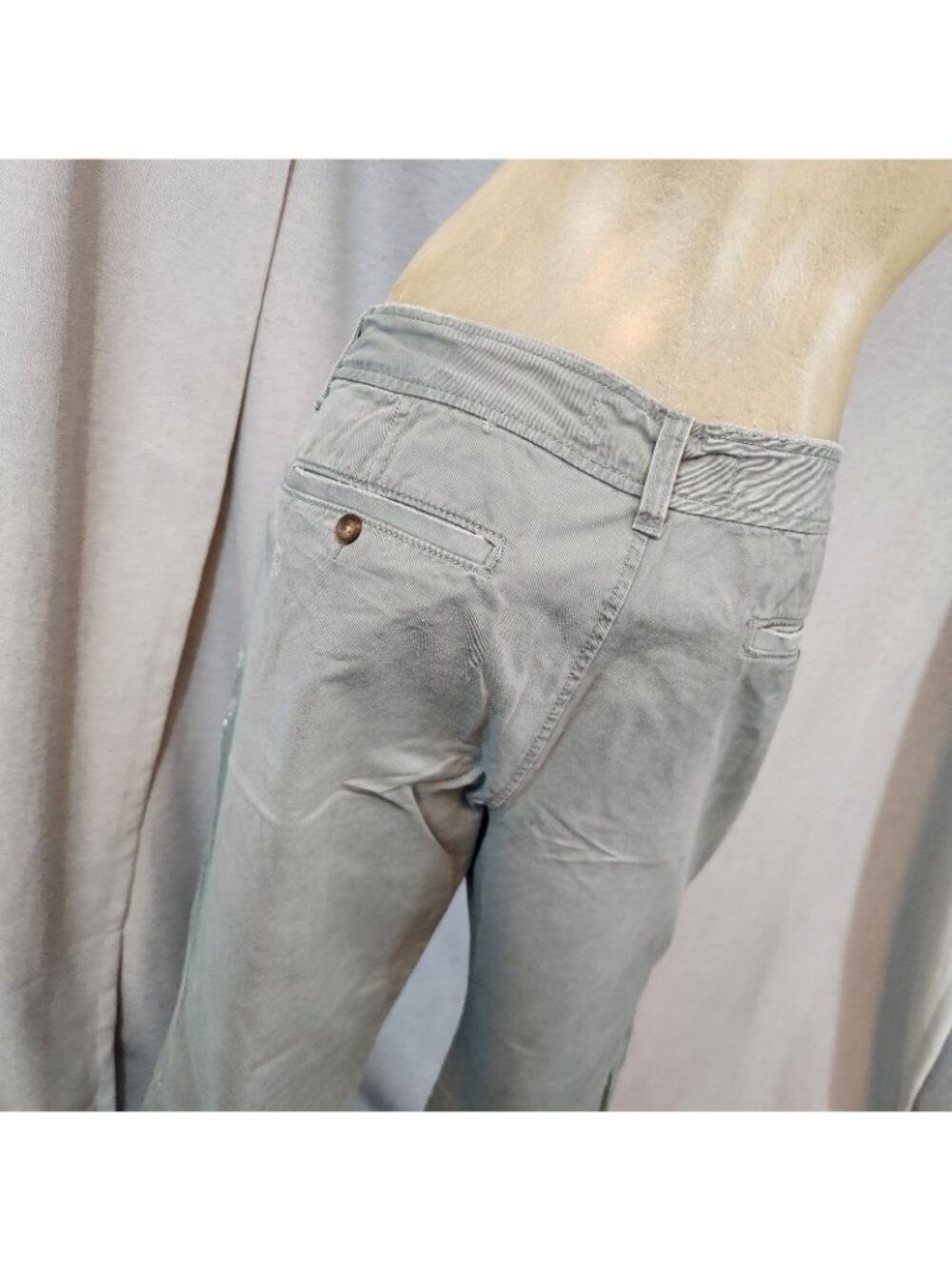 Old Navy Olive Green Distressed Straight Leg Pants Slacks Siz 14 LARGE 36 Wx31 I - Picture 8 of 11